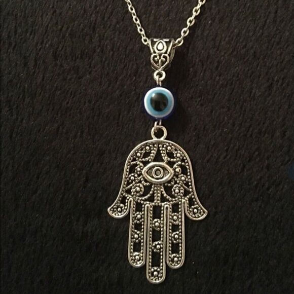 NecklaceβHamsaβEvilEyeZincAlloyΒ 18βCuteβVersatile - Picture 1 of 6
